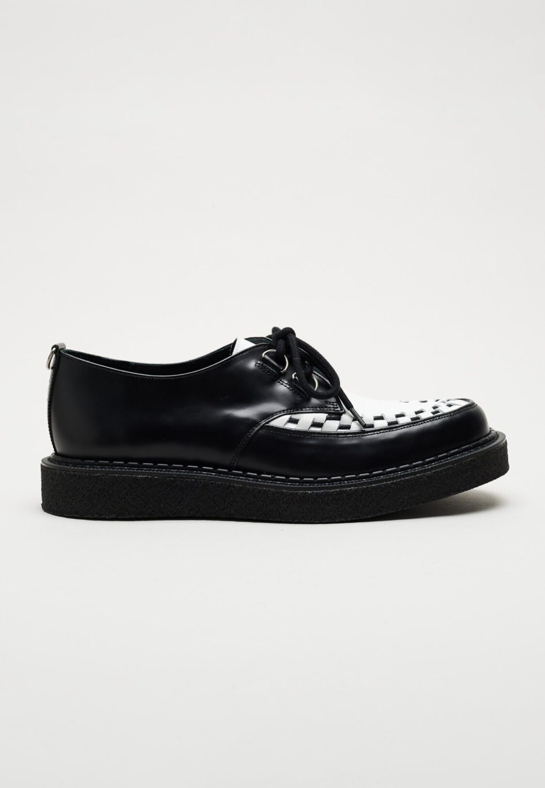 Creeper Hatton Black & White