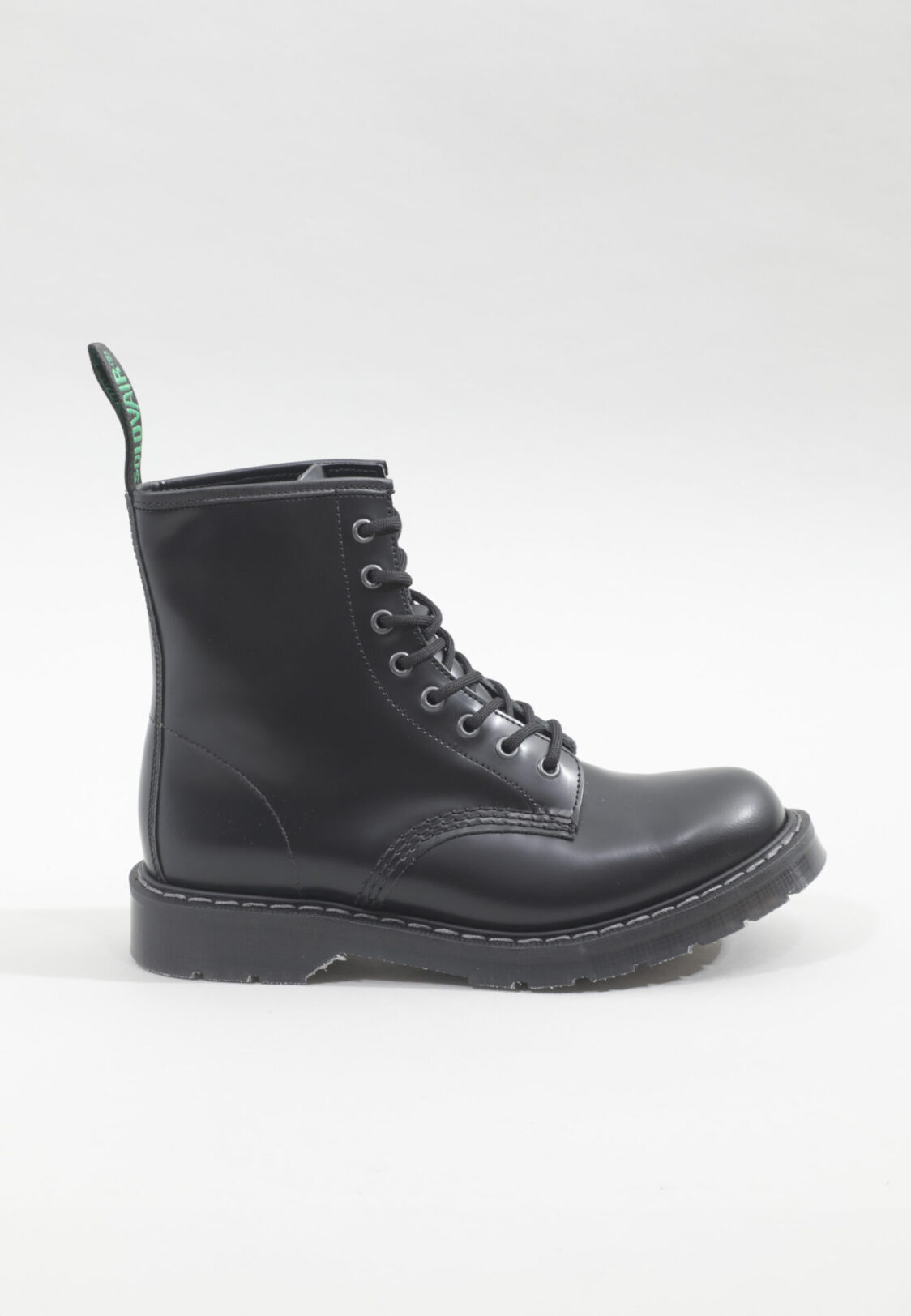 Solovair 8-Eye Derby Boot