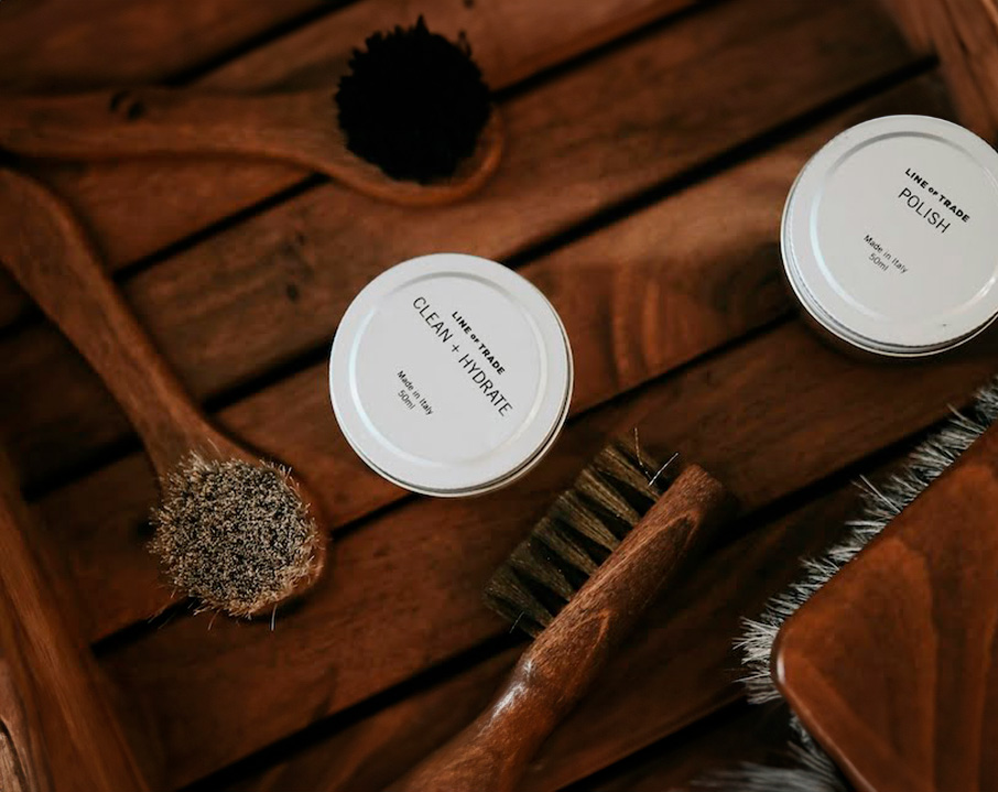 Shoe cleaning gear