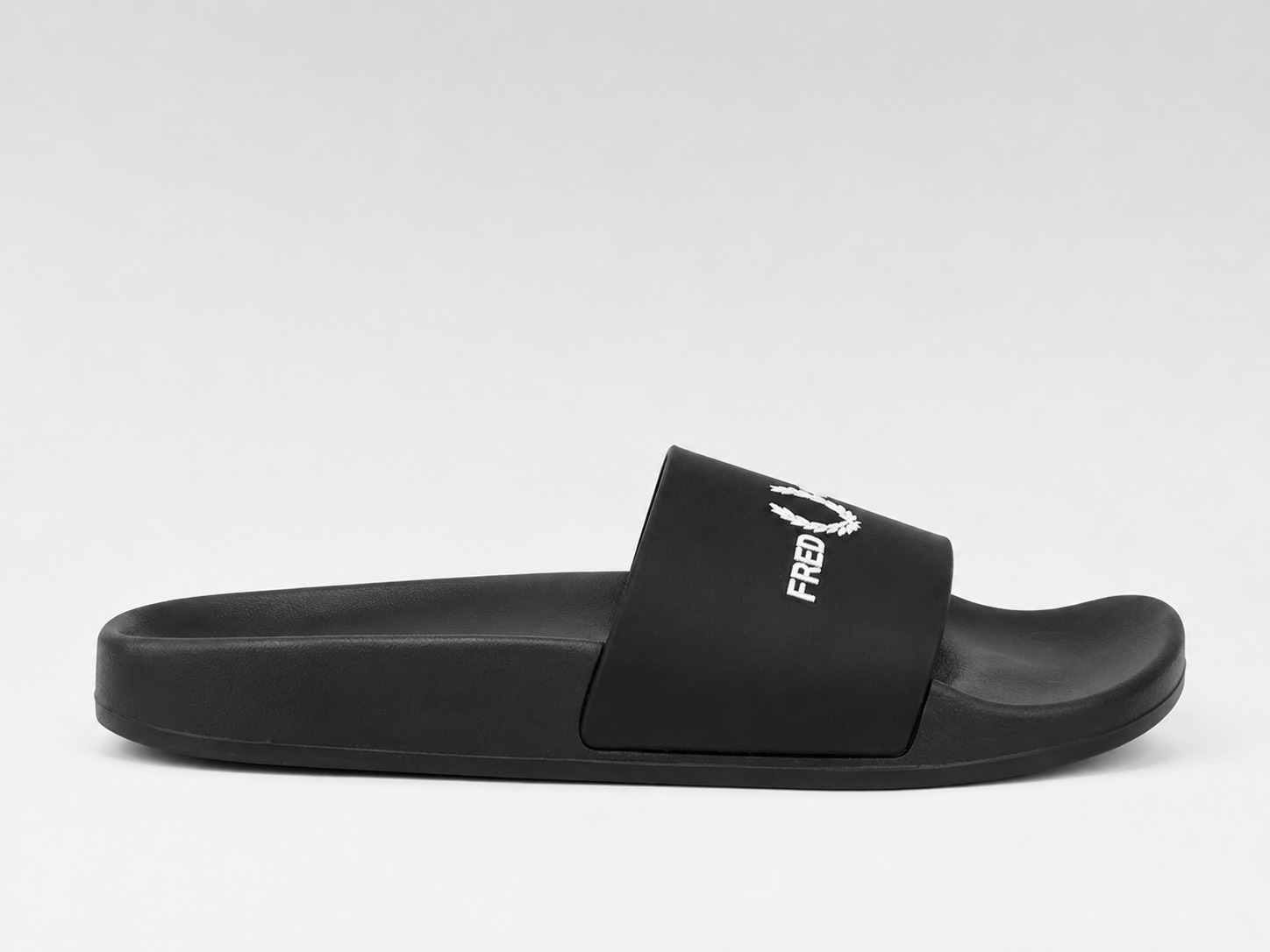 Slider Fred Perry
